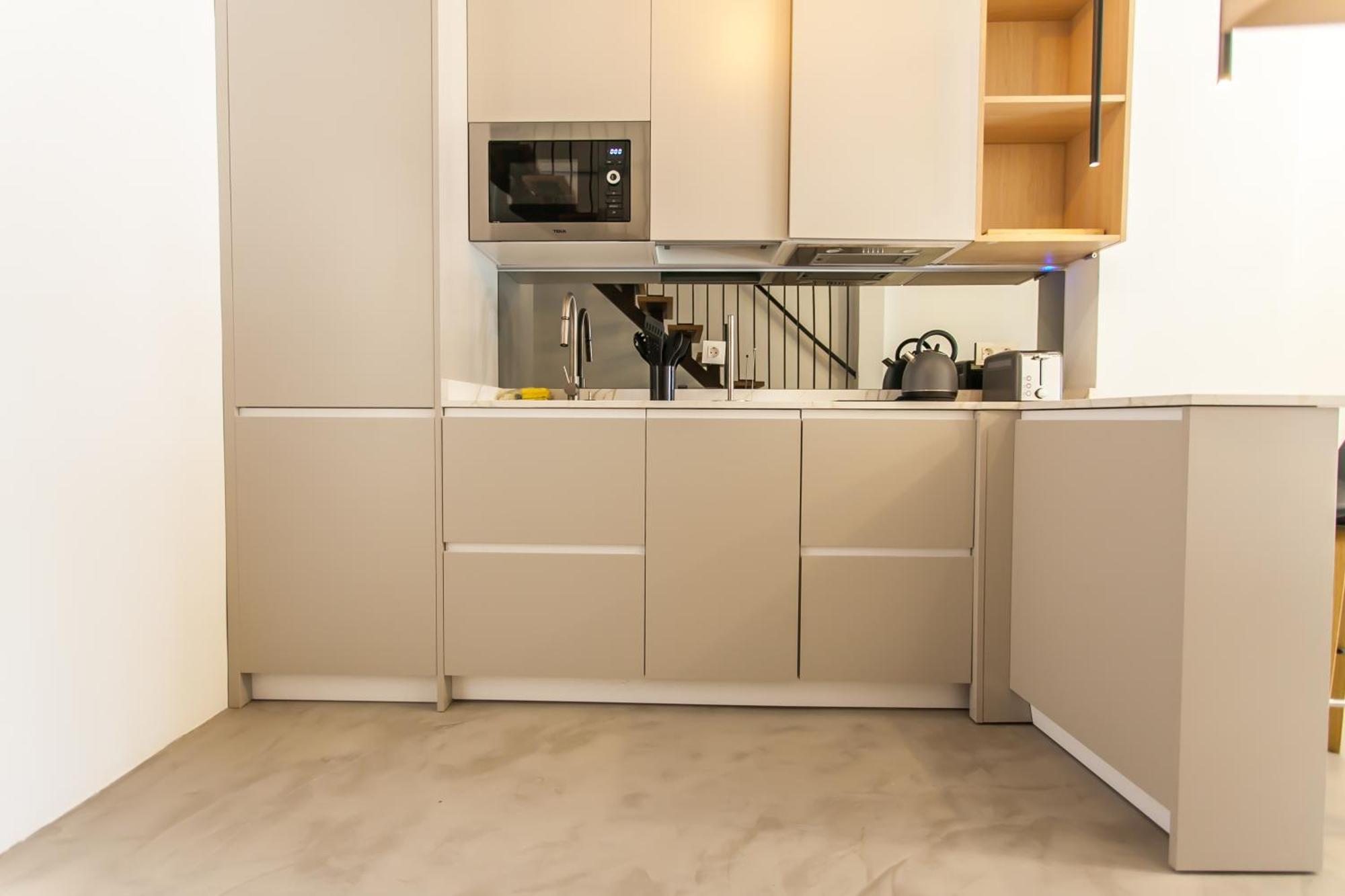 شقة Guernica Luxury Duplex - Location, Light, And Art مدريد المظهر الخارجي الصورة